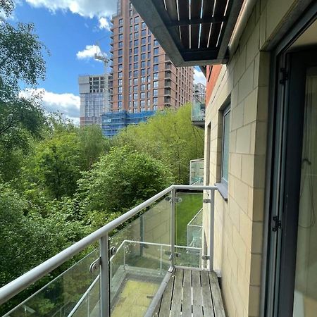 2 Bedroom Apartment In Leeds City Centre Экстерьер фото